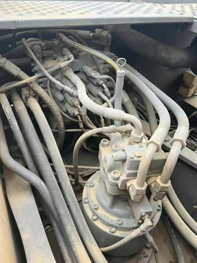 Used Volvo EC210D Excavator 2017 Model / 7