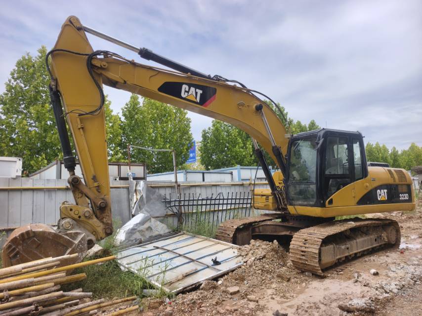 Used Caterpillar 320C Excavator 2010 Model