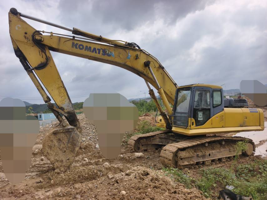 Used Komatsu PC360 Excavator 2011 Model