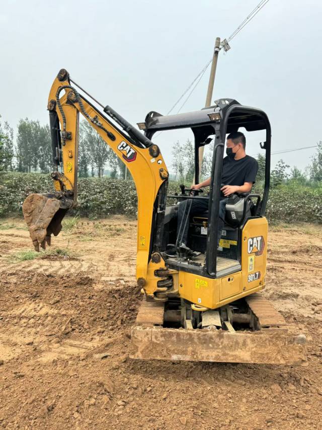 Used Caterpillar 301.7 Excavator 2020 Model / 2