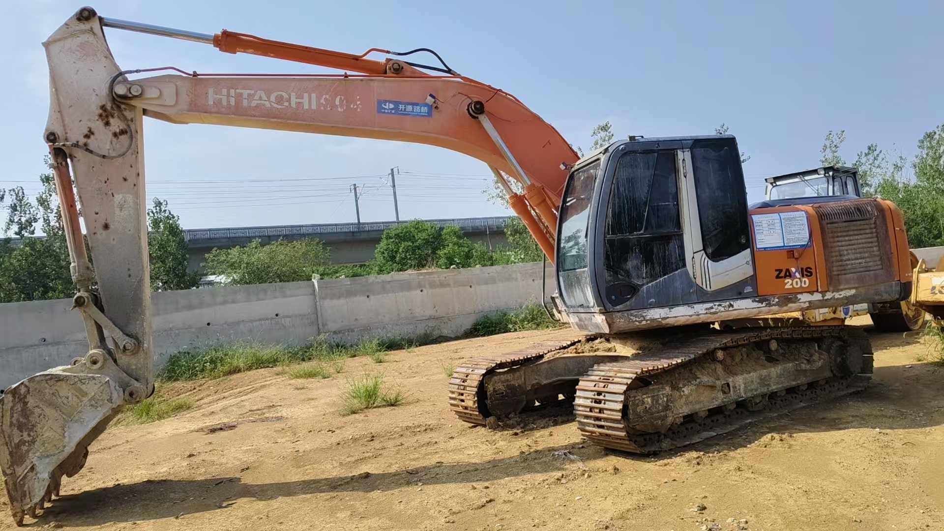 Used 日立 ZX200-3 Excavator 2009 Model