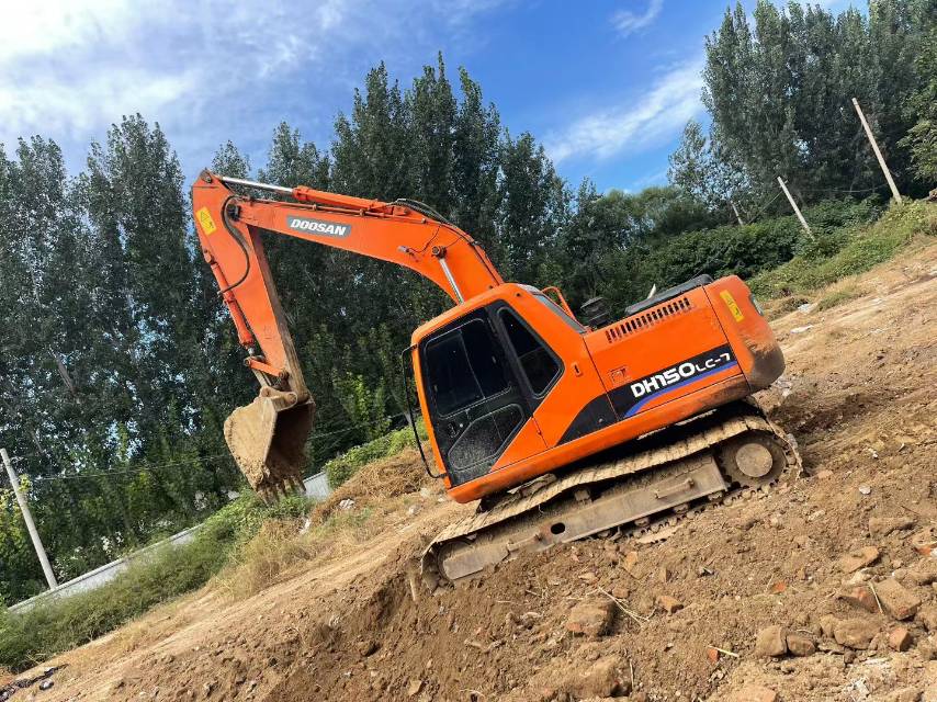 Used Doosan DH150 Excavator 2015 Model