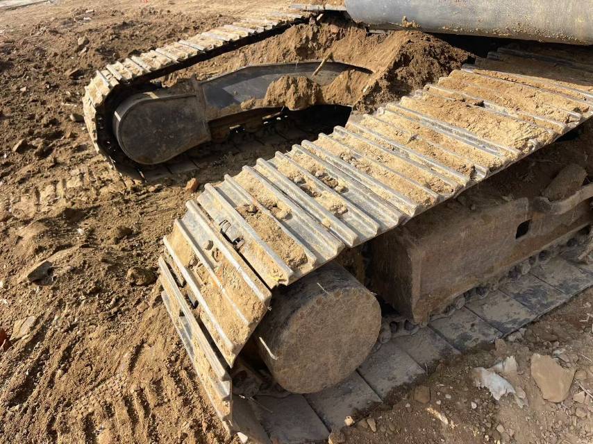 Used Kobelco SK210 Excavator 2017 Model / 9