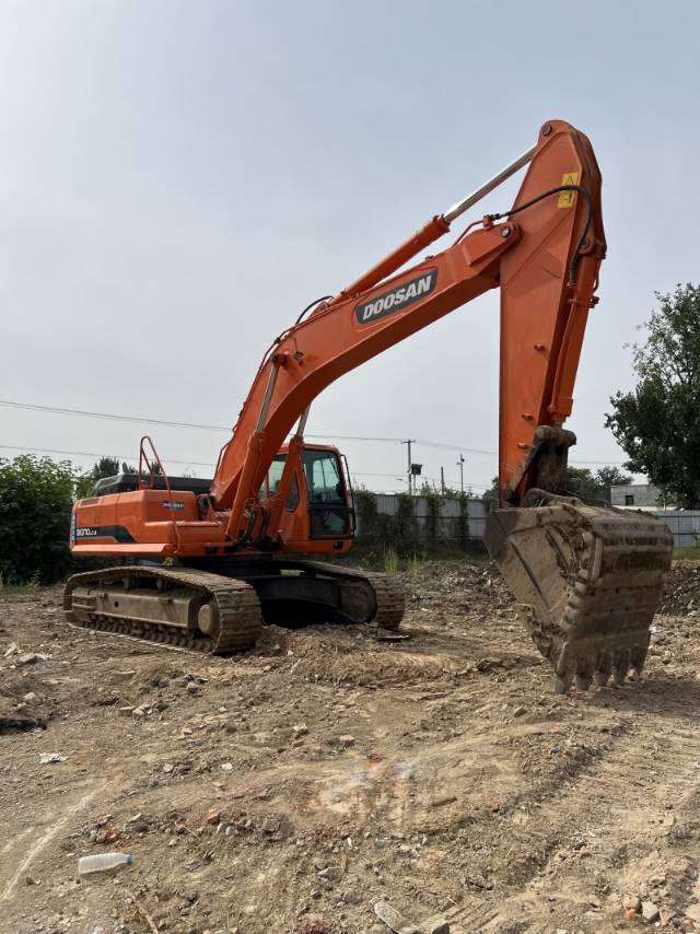 Used Doosan DH370 Excavator 2019 Model / 4