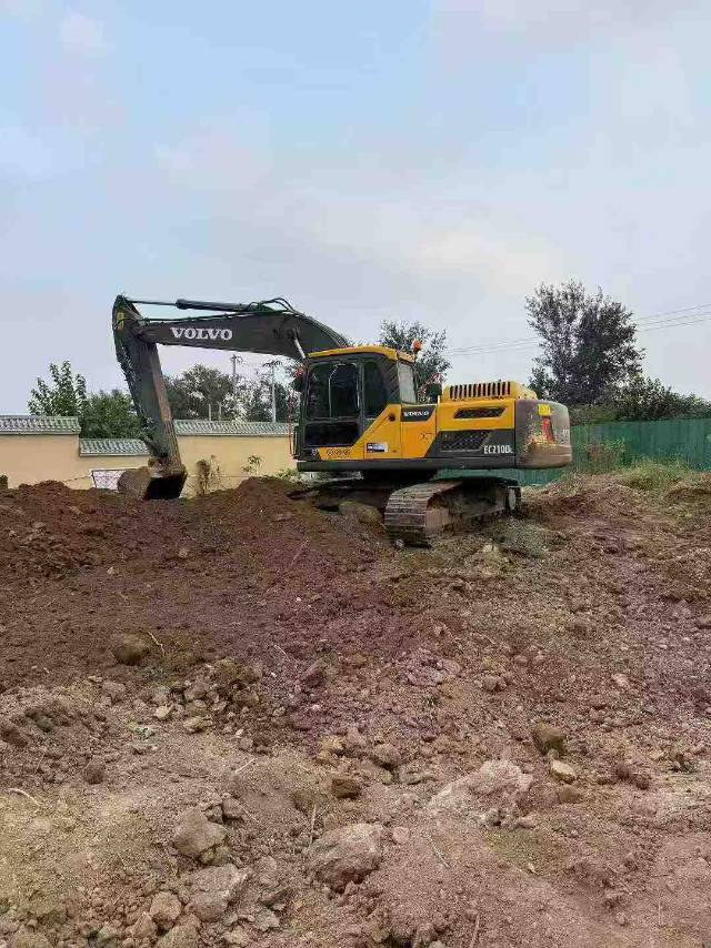 Used Volvo EC210B Excavator 2021 Model / 9