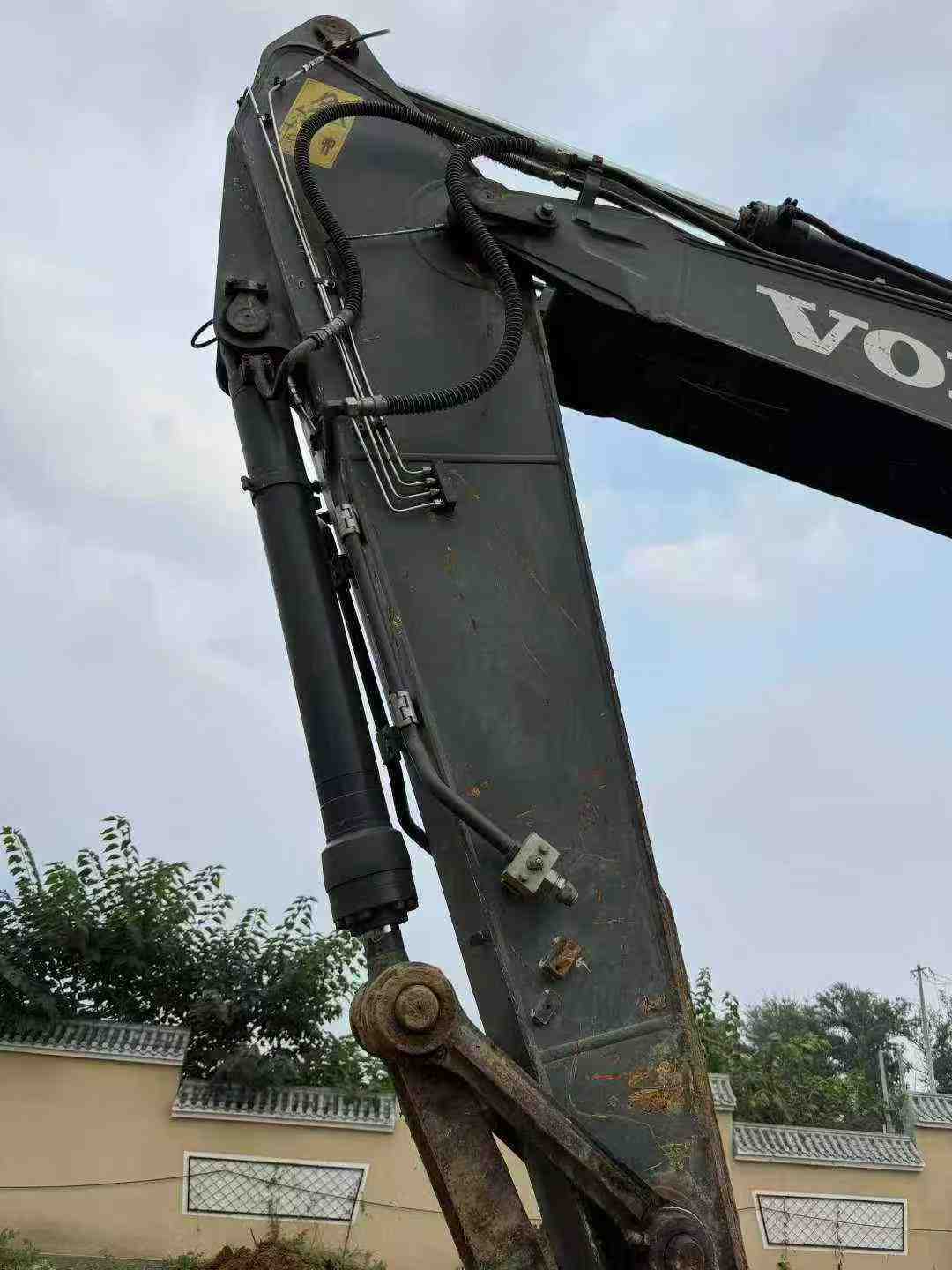 Used Volvo EC210B Excavator 2021 Model / 3