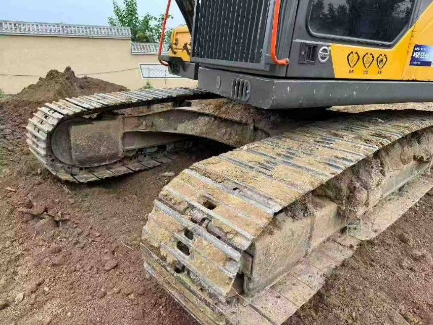 Used Volvo EC210B Excavator 2021 Model / 4