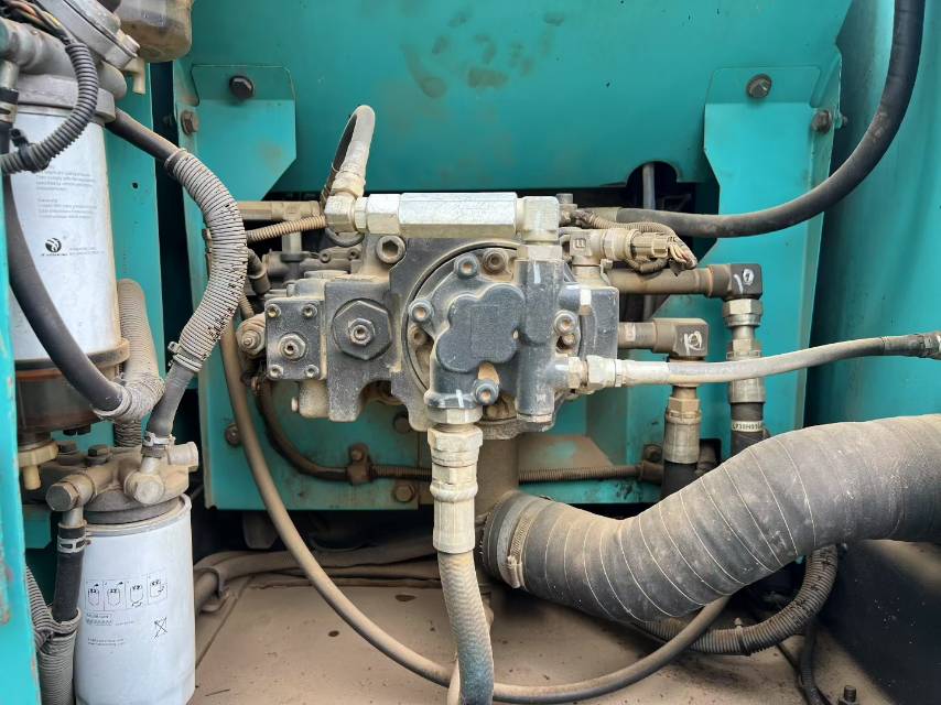 Used Kobelco SK130 Excavator 2018 Model / 4