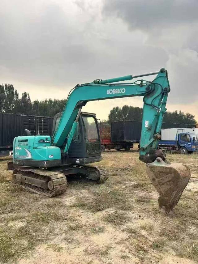 Used Kobelco SK75 Excavator 2017 Model / 4