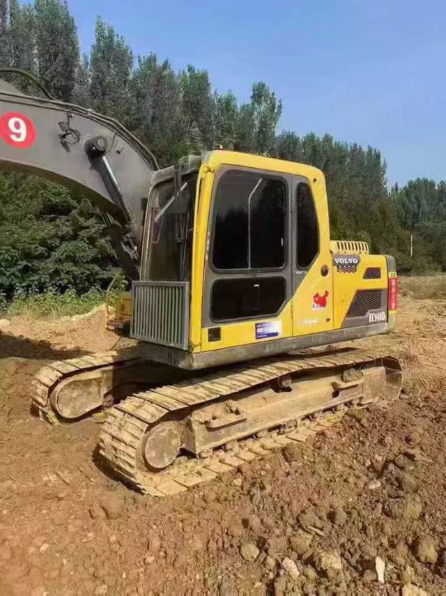Used Volvo EC140D Excavator 2020 Model / 3
