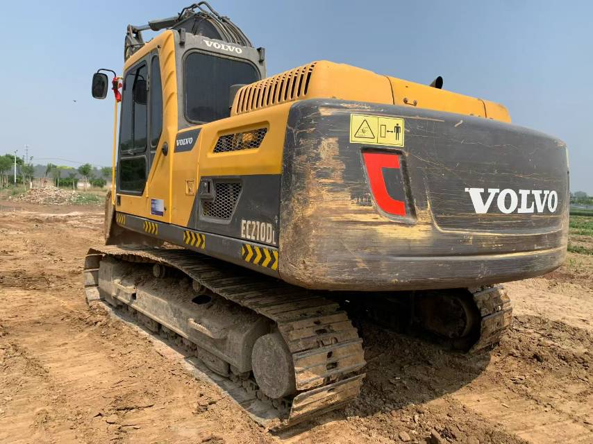 Used Volvo EC210D Excavator 2019 Model / 3