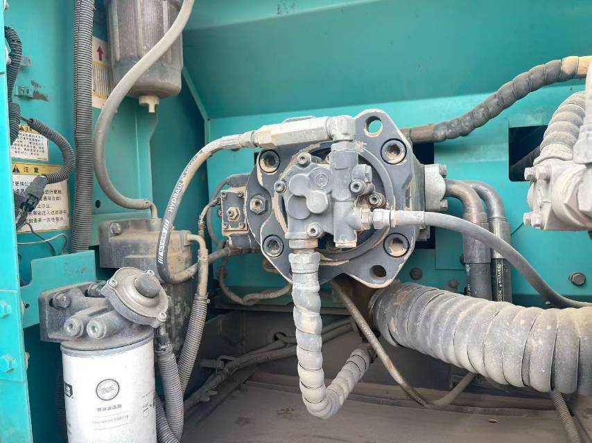 Used Kobelco SK210 Excavator 2018 Model / 7