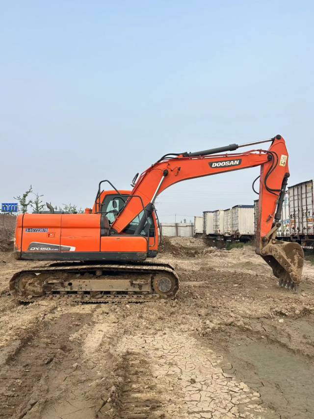 Used Doosan DX150-9C Excavator 2017 Model