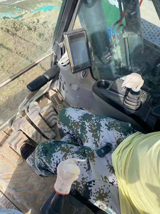 Used Volvo EC200D Excavator 2021 Model / 6