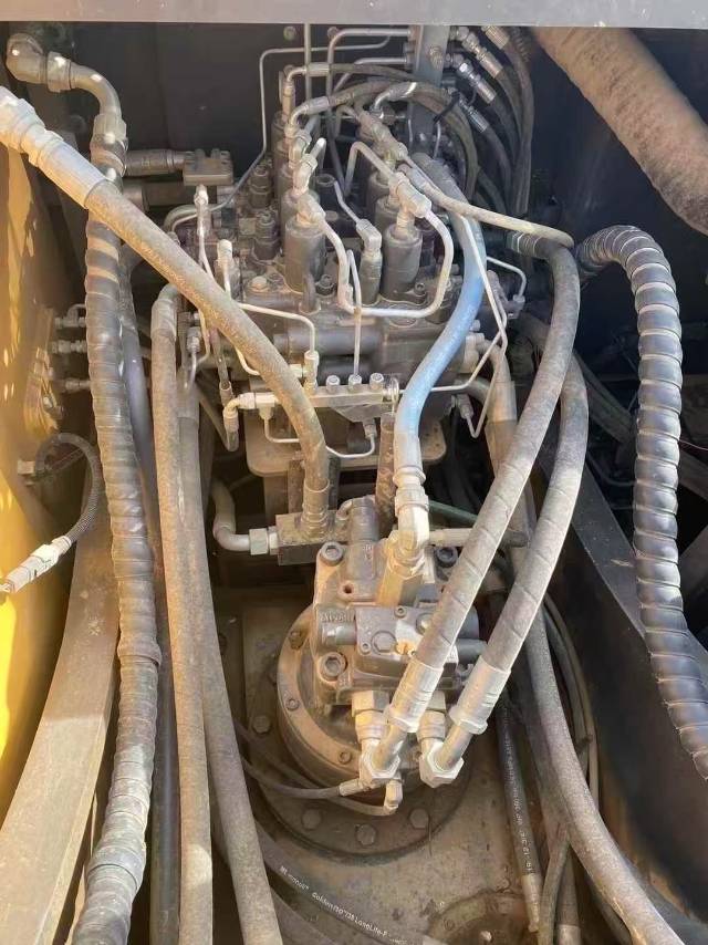 Used Volvo EC200D Excavator 2021 Model / 7