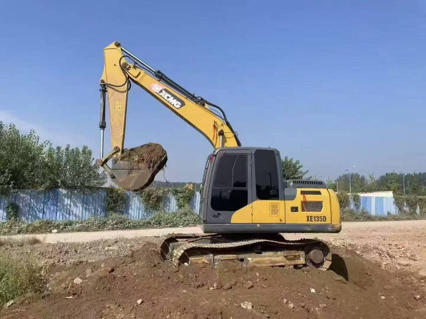 Used XCMG XE135D Excavator 2021 Model