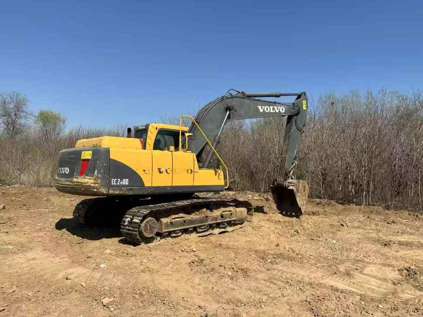 Used Volvo EC200 D Excavator 2019 Model / 3