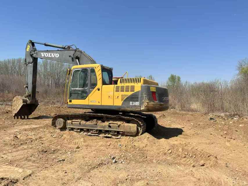 Used Volvo EC200 D Excavator 2019 Model / 4