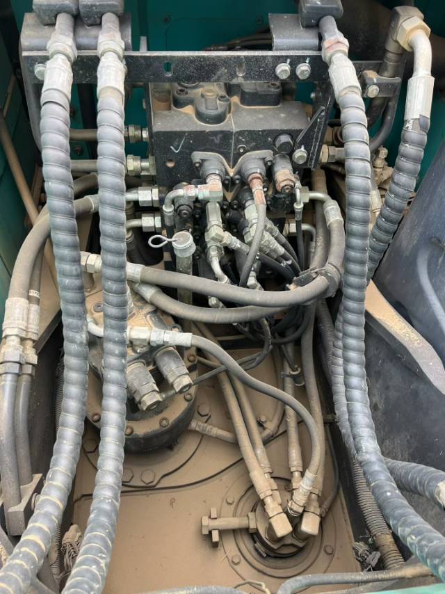 Used Kobelco SK130 Excavator 2018 Model / 5