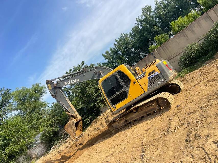 Used Volvo EC140DL Excavator 2021 Model