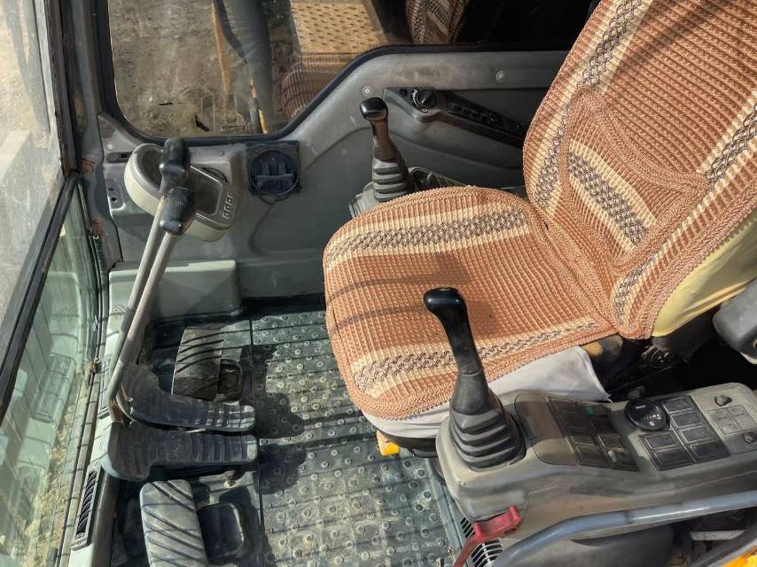 Used Volvo EC140DL Excavator 2021 Model / 5