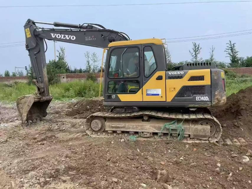 Used Volvo EC140D Excavator 2020 Model / 3