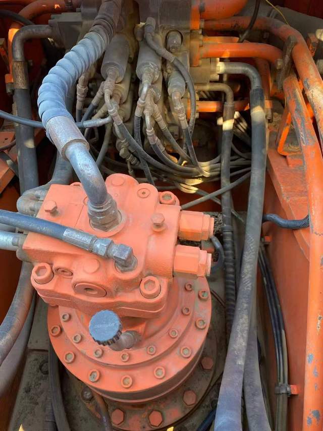 Used Doosan DH300 Excavator 2015 Model / 4