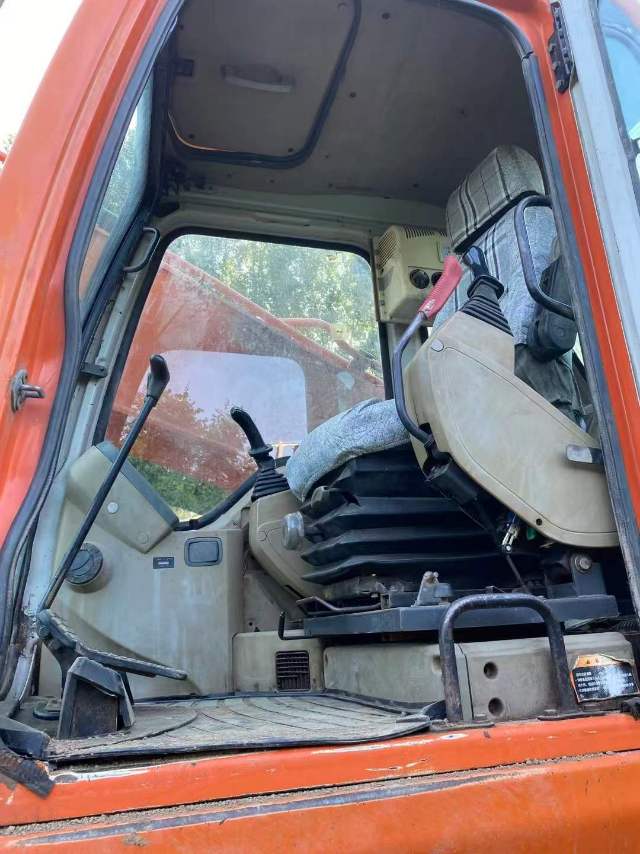 Used Doosan DH300 Excavator 2015 Model / 5