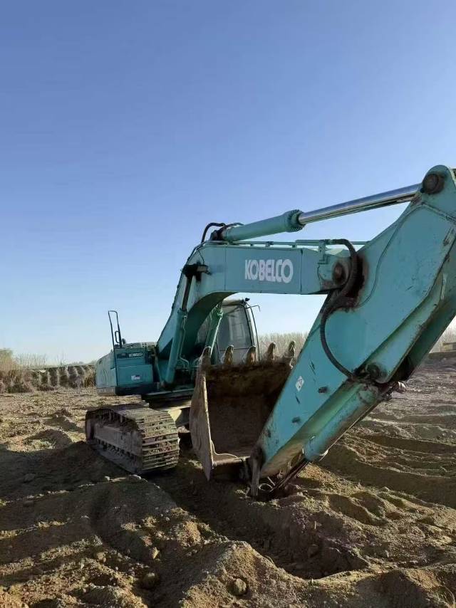 Used Kobelco SK350LC Excavator 2019 Model / 9