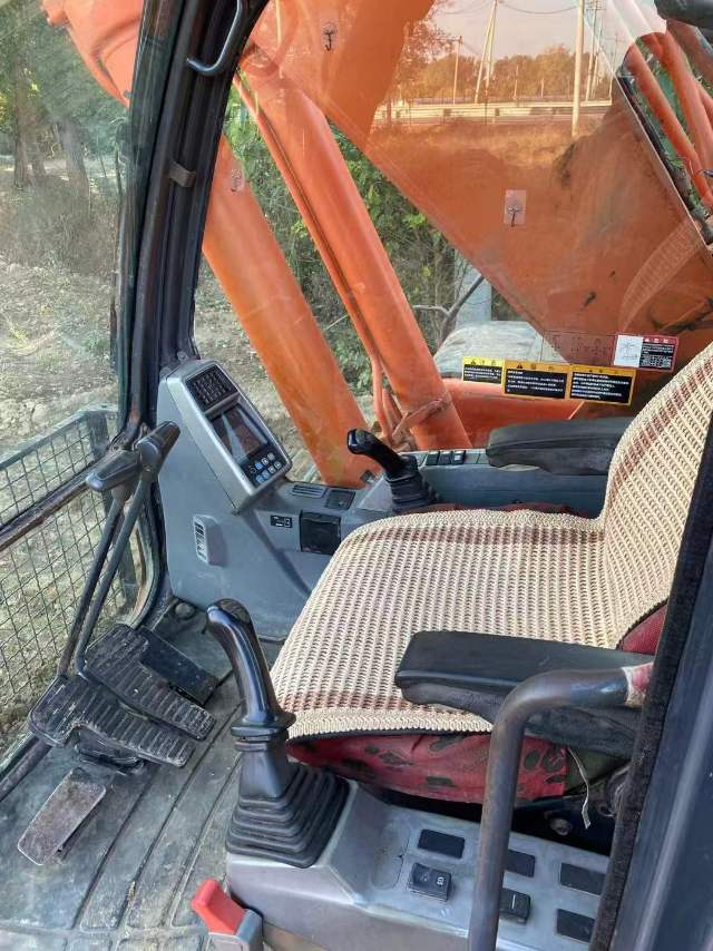Used Doosan DX260LC Excavator 2018 Model / 3