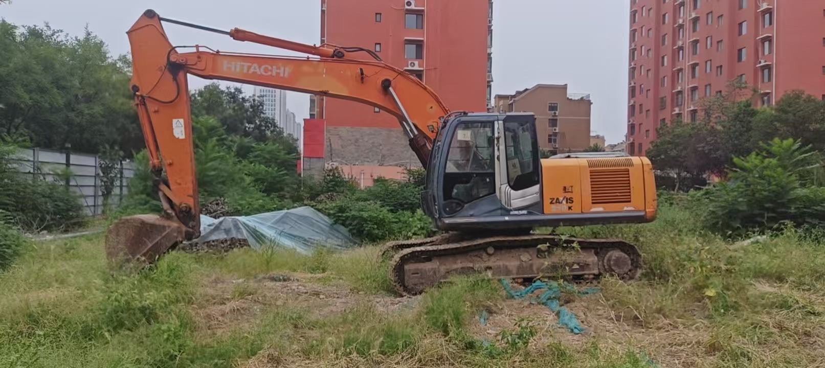 Used Hitachi ZAXIS210LCH Excavator 2013 Model