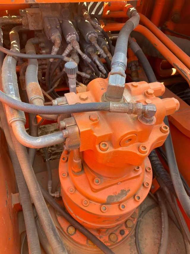 Used Doosan DH370 Excavator 2017 Model / 3