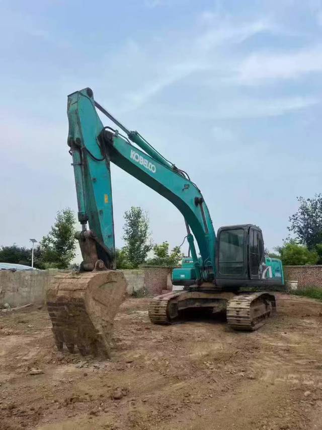 Used Kobelco SK250 Excavator 2021 Model / 4