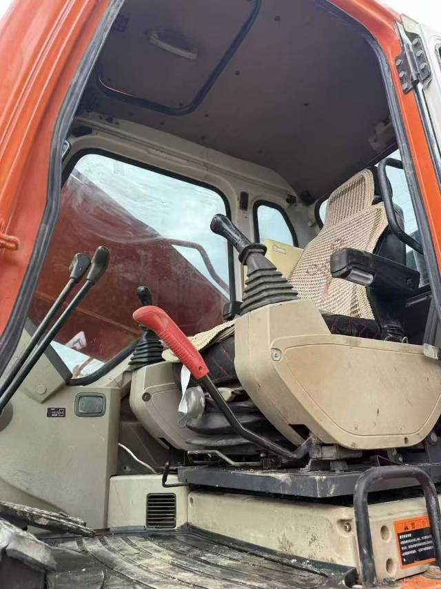Used Doosan DH370 Excavator 2018 Model / 9
