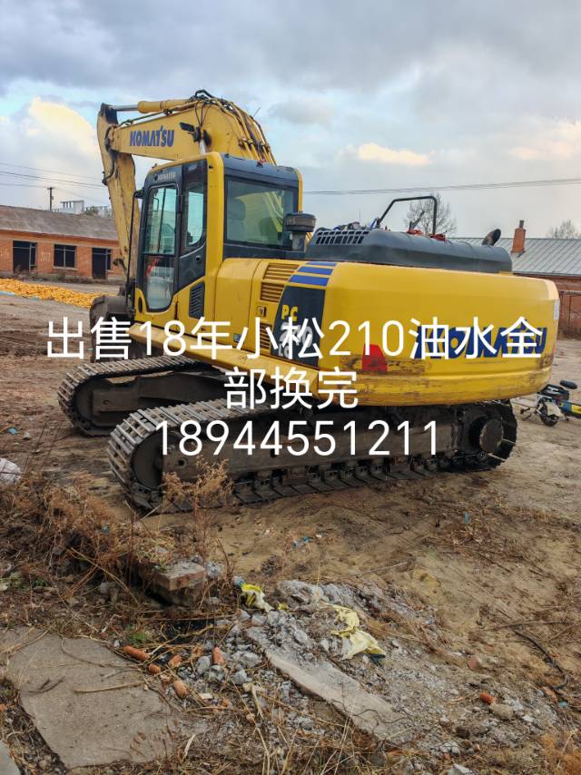 Used 小松 210LC Excavator 2018 Model