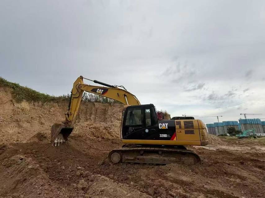 Used Caterpillar 320DGC Excavator 2021 Model