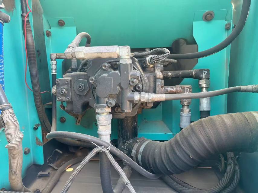 Used Kobelco SK140 Excavator 2020 Model / 7