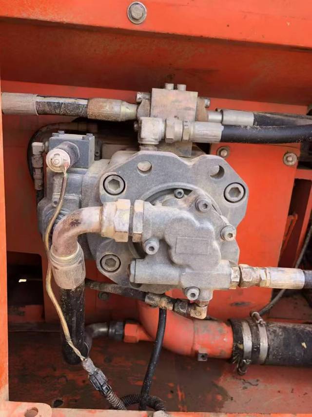 Used Doosan DX150LC Excavator 2015 Model / 5