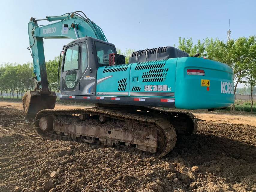 Used Kobelco SK330 Excavator 2019 Model / 3