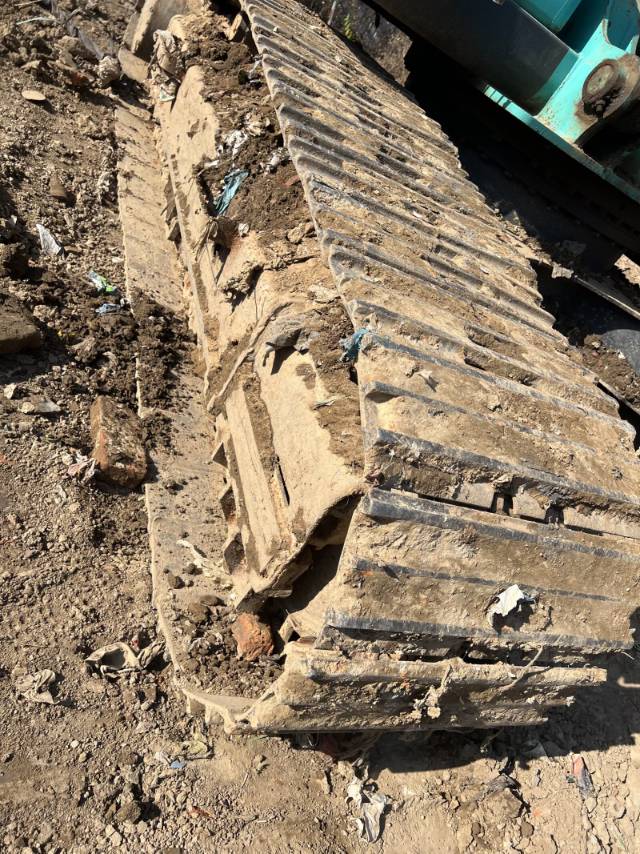 Used Kobelco SK200 Excavator 2018 Model / 7