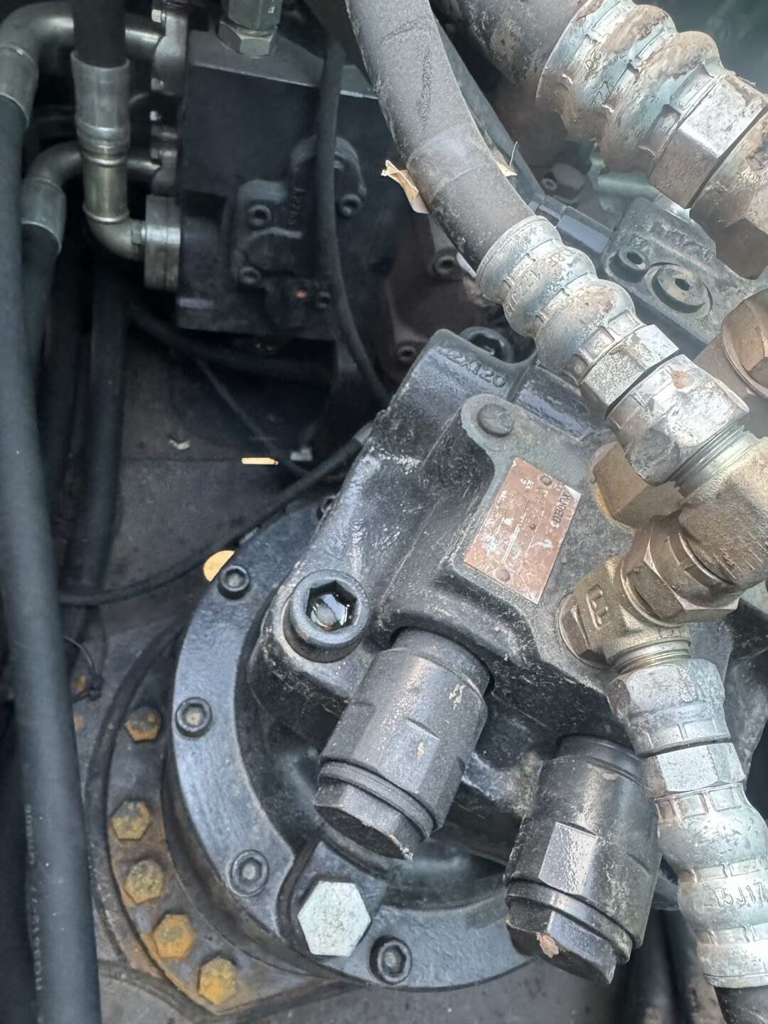 Used Kobelco 210-10 Excavator 2018 Model / 6