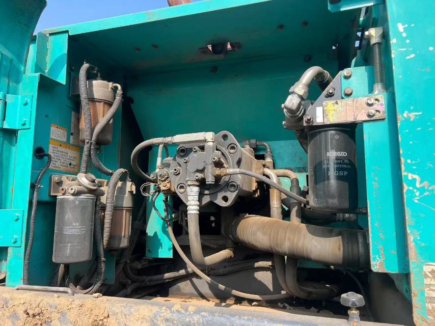 Used Kobelco SK350LC Excavator 2016 Model / 8