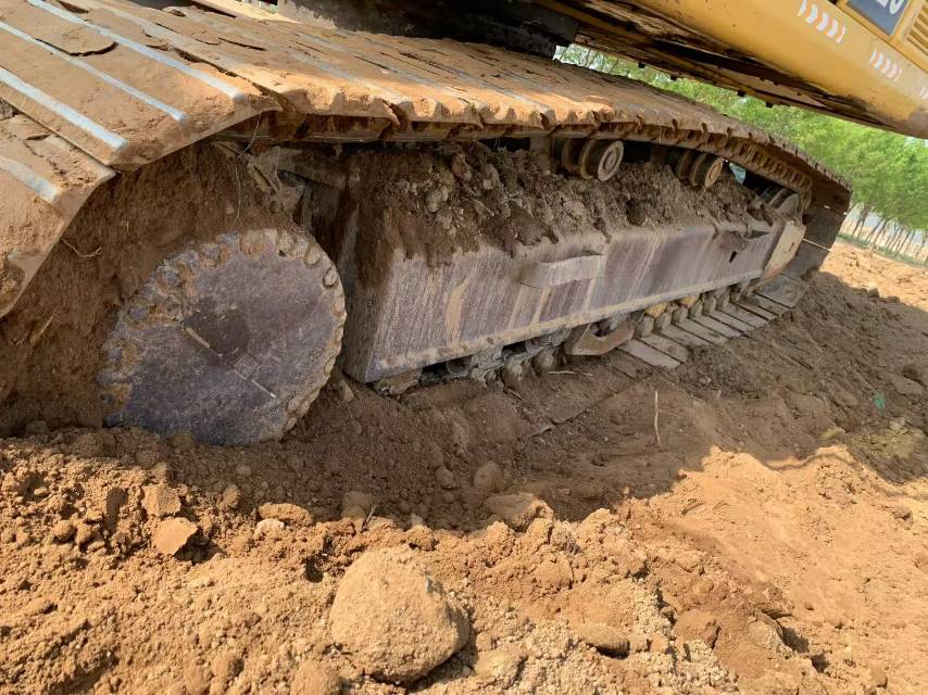 Used Komatsu PC220-8 Excavator 2019 Model / 5