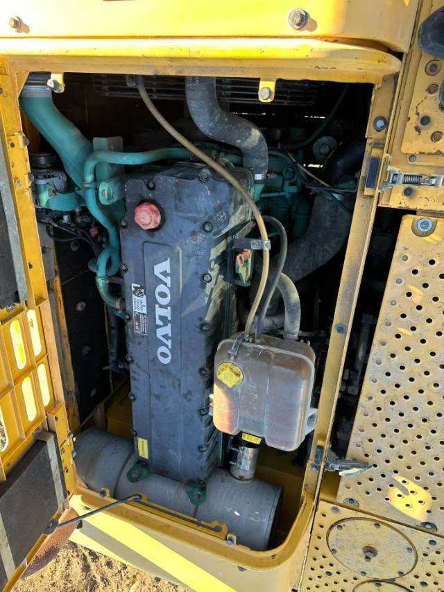 Used Volvo EC360LC Excavator 2019 Model / 6