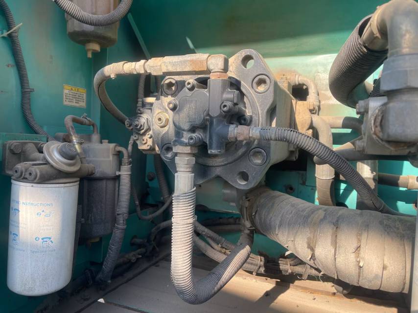 Used Kobelco SK200SR-LC Excavator 2019 Model / 8