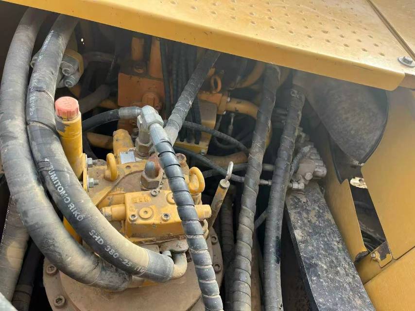 Used Sany SY285C Excavator 2017 Model / 3