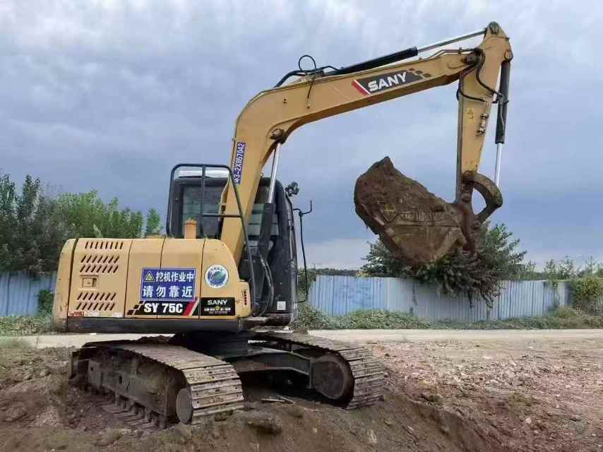 Used Sany SY75 Excavator 2020 Model / 4