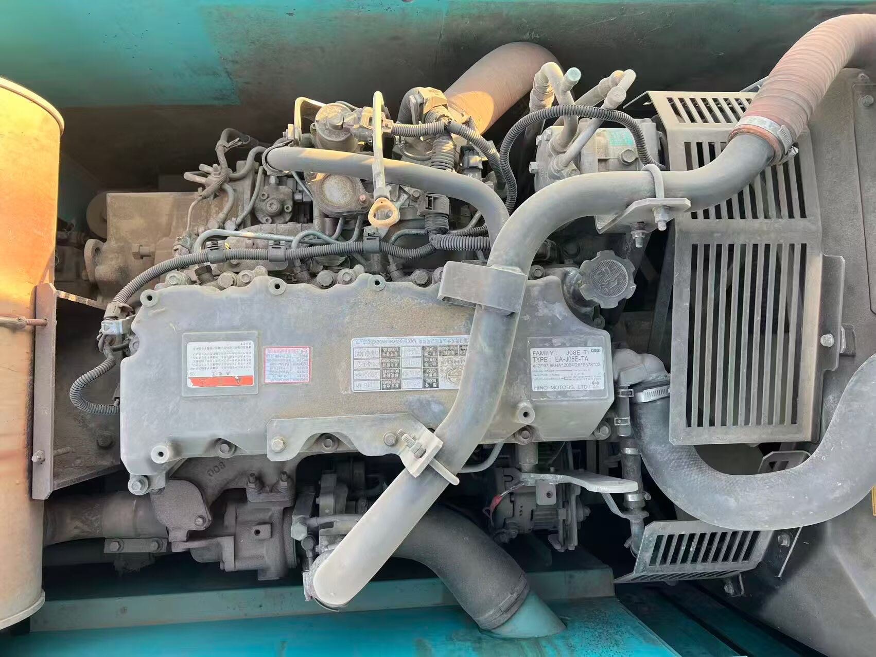 Used Kobelco SK210LC Excavator 2014 Model / 9