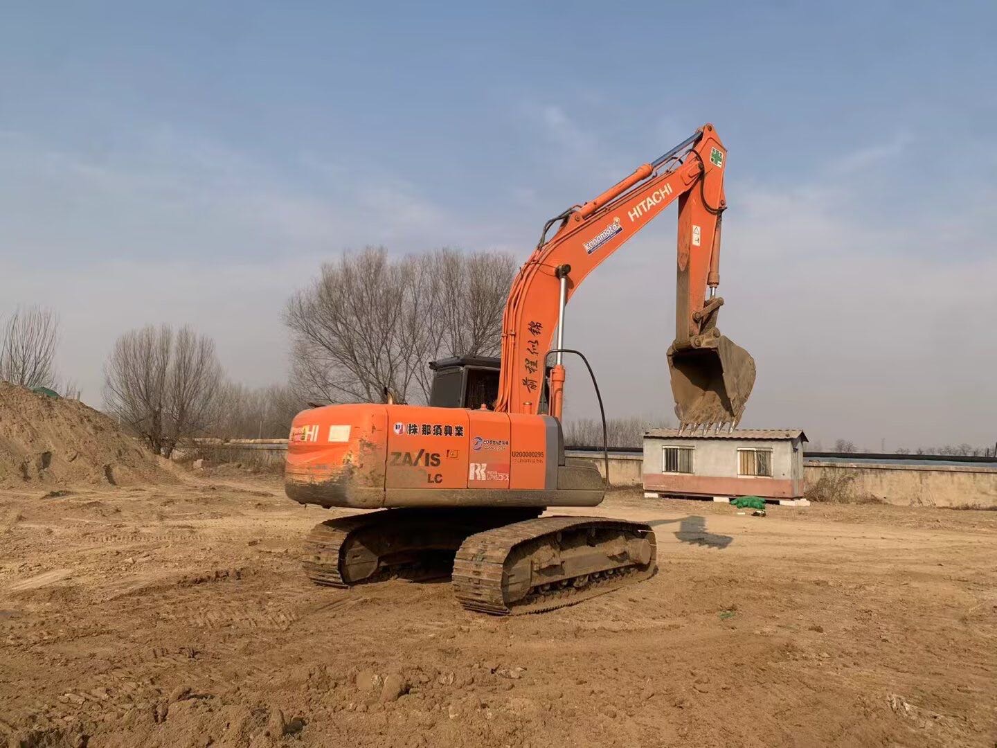 Used Hitachi ZX200LC Excavator 2015 Model / 3