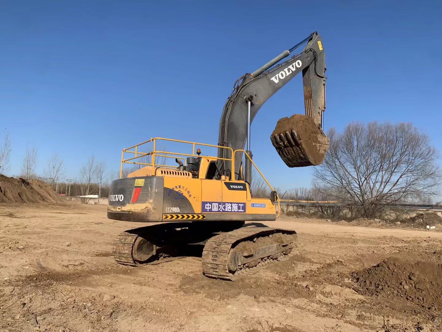 Used Volvo EC290 Excavator 2015 Model / 3